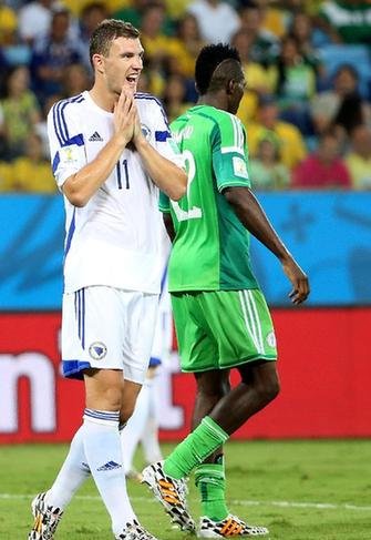 (世界杯)(54)足球——小组赛F组:尼日利亚队对阵波黑队