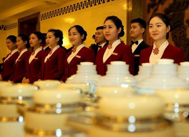 (两会·万花筒)(7)两会巾帼录