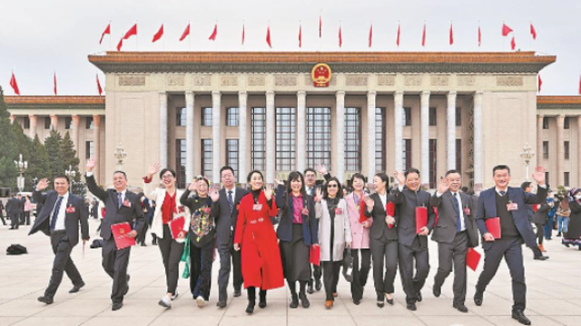 福建全国人大代表返闽